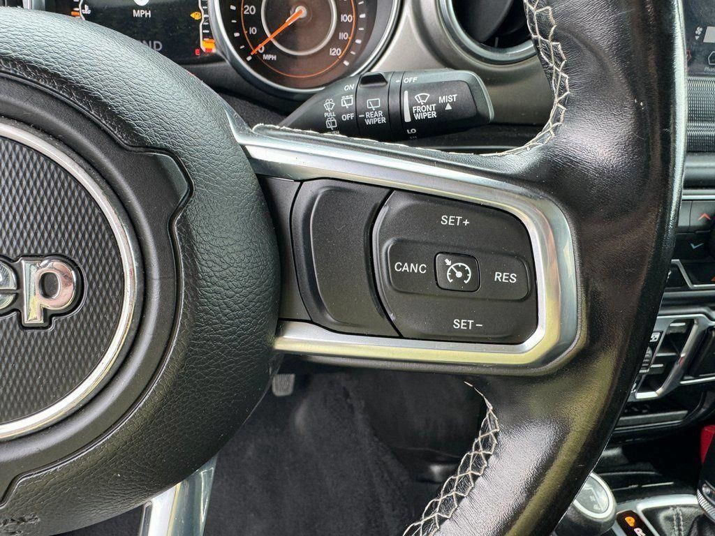 Used 2020 Jeep Wrangler Unlimited Sahara AWD/4WD image 38