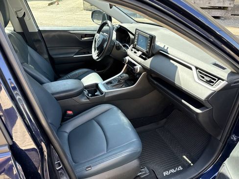 Used 2020 Toyota RAV4 XLE w/ Convenience Package AWD/4WD image 55