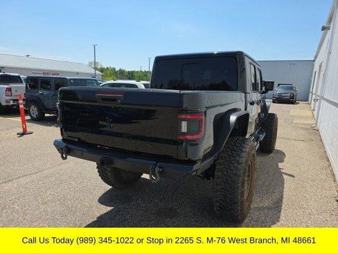 Used 2023 Jeep Gladiator Mojave w/ Cold Weather Group AWD/4WD image 11