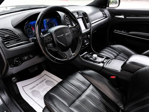 Used 2020 Chrysler 300 S RWD image 3