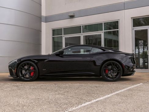 Used 2019 Aston Martin DBS Superleggera image 29