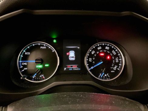 Used 2022 Toyota RAV4 SE w/ Convenience Package image 19