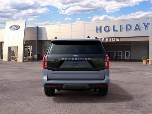 New 2027 Ford Expedition Platinum w/ Driver's Package AWD/4WD image 7