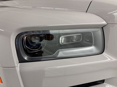 Used 2021 Rolls-Royce Cullinan AWD/4WD image 12