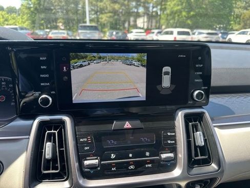 Certified 2023 Kia Sorento S w/ Panoramic Sunroof Package FWD image 40