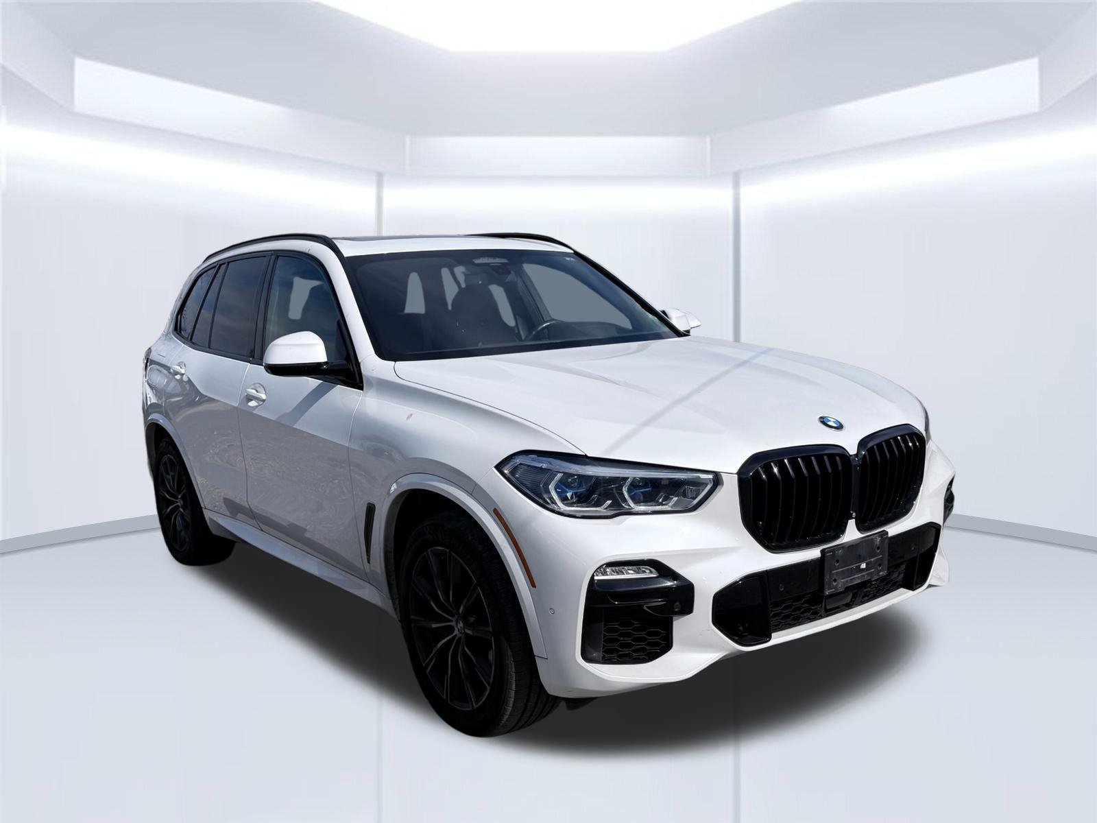 Used 2021 BMW X5 M50i w/ Executive Package AWD/4WD image 2