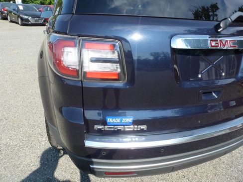 Used 2015 GMC Acadia SLE AWD/4WD image 8