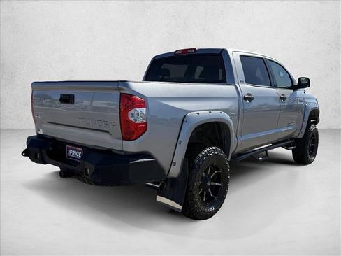 Used 2018 Toyota Tundra SR5 image 5