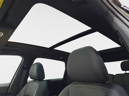 Certified 2025 Audi Q7 2.0T Premium w/ Convenience Plus Package image 30