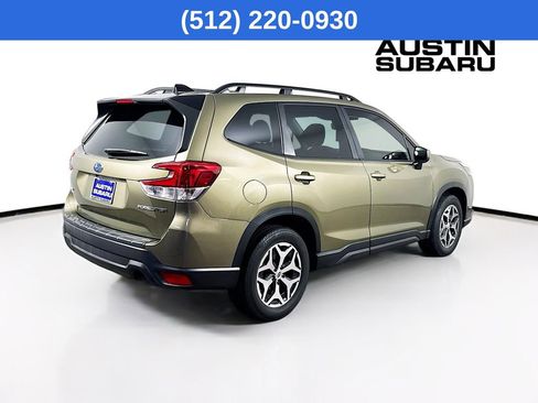 Certified 2024 Subaru Forester Premium w/ POP Package 3 AWD/4WD image 8