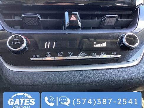 Used 2021 Toyota Corolla LE image 16