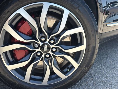 Used 2023 Cadillac XT5 Sportv w/ Technology Package AWD/4WD image 30