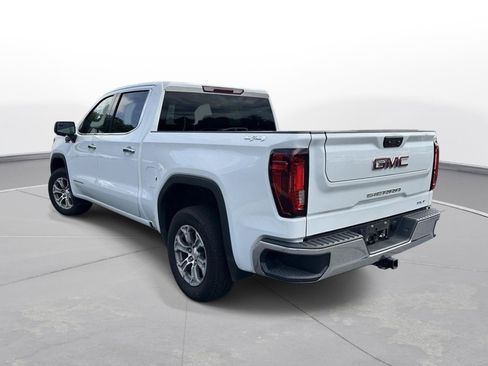 Used 2025 GMC Sierra 1500 SLT AWD/4WD image 8