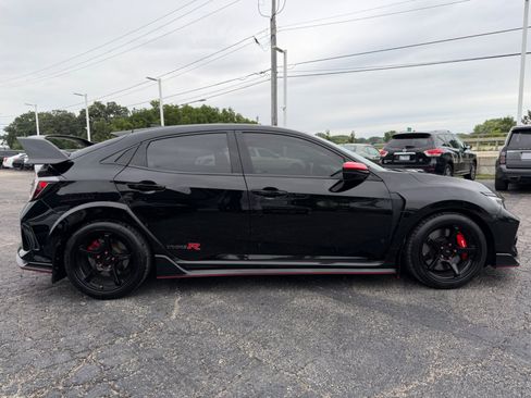 Used 2017 Honda Civic Type R image 14