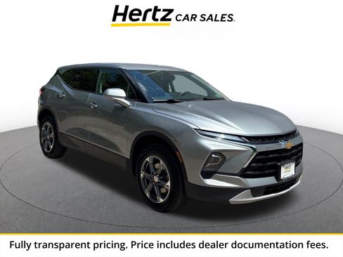 Used 2025 Chevrolet Blazer LT FWD image 1