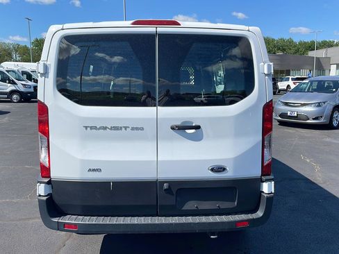 Used 2024 Ford Transit 250 Low Roof AWD w/ Exterior Upgrade Package image 4