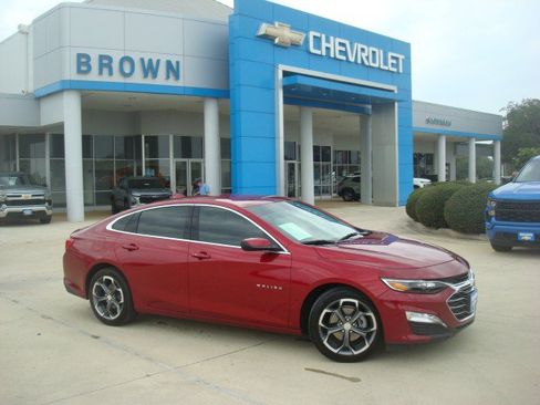 Used 2025 Chevrolet Malibu LT FWD image 1