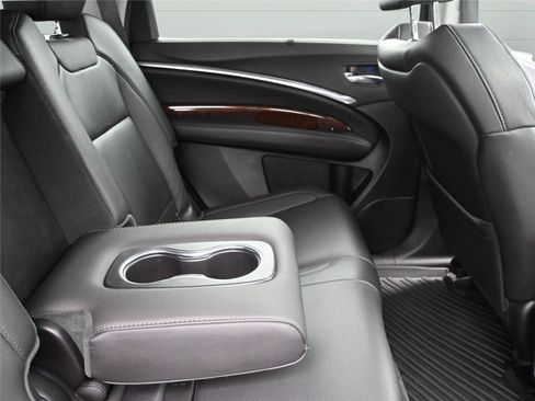 Used 2017 Acura MDX w/Technology/Entertainment Pkg image 24