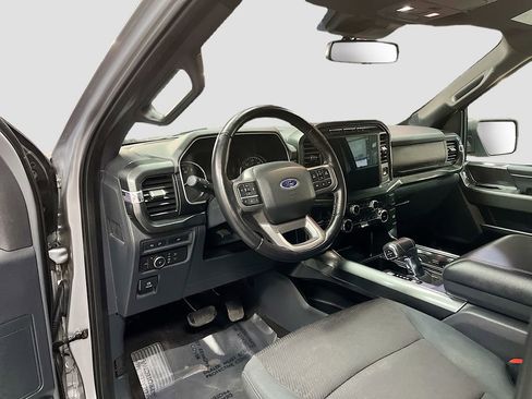 Used 2022 Ford F150 XLT w/ Equipment Group 302A High image 9