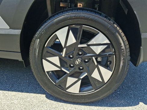 Certified 2024 Hyundai Kona SEL AWD/4WD image 8