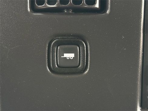 Used 2024 GMC Savana 2500 w/ Driver Convenience Package image 22