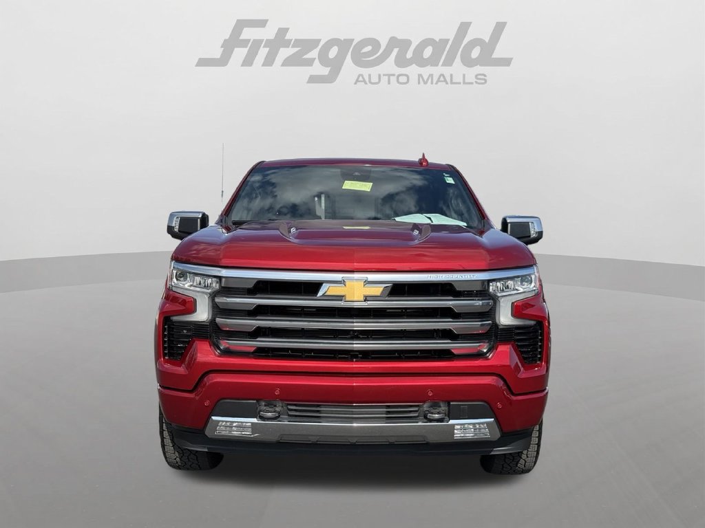 Used 2026 Chevrolet Silverado 1500 High Country w/ Technology Package AWD/4WD image 3