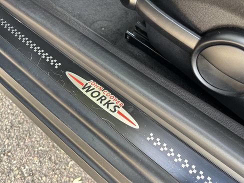 Used 2013 MINI Cooper S image 10