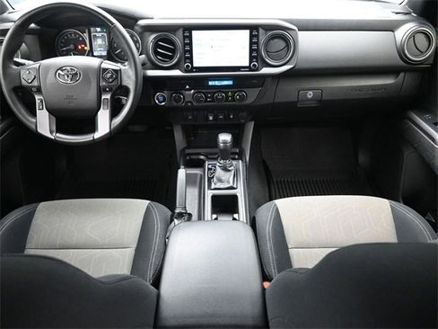 Used 2021 Toyota Tacoma TRD Sport image 20