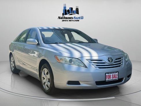 Used 2007 Toyota Camry LE FWD image 1
