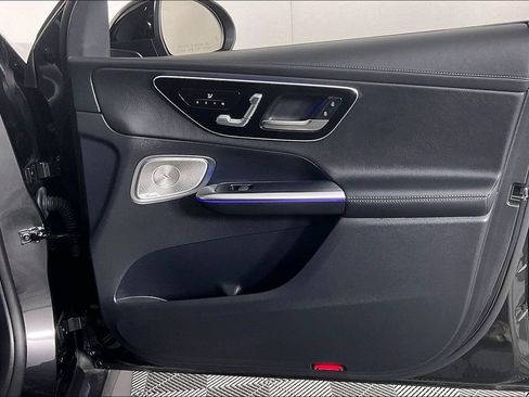 Certified 2025 Mercedes-Benz GLC 300 4MATIC image 16