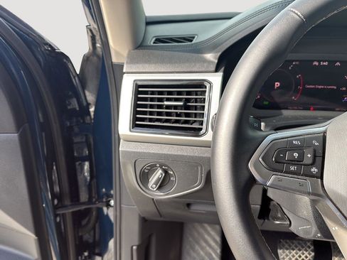 Used 2022 Volkswagen Atlas SE w/ Panoramic Sunroof Package AWD/4WD image 20