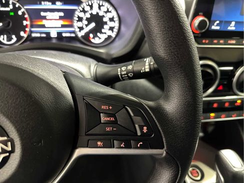Used 2024 Nissan Sentra SV image 15