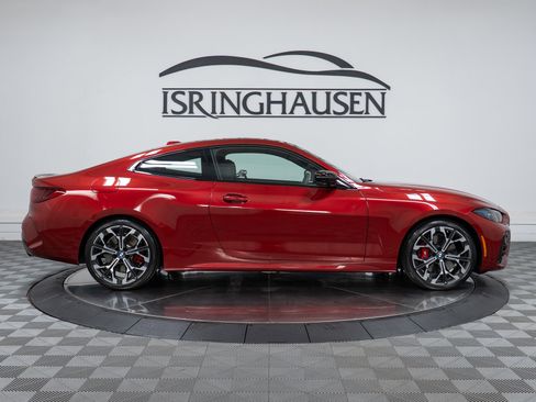 Certified 2025 BMW 430i xDrive Coupe w/ M Sport Package AWD/4WD image 4