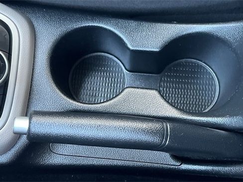 Used 2025 Hyundai Venue SEL image 38