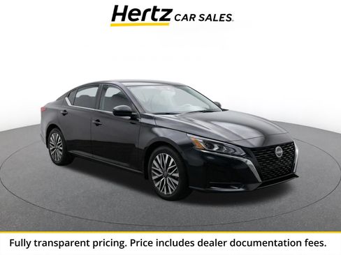 Used 2025 Nissan Altima 2.5 SV FWD image 1
