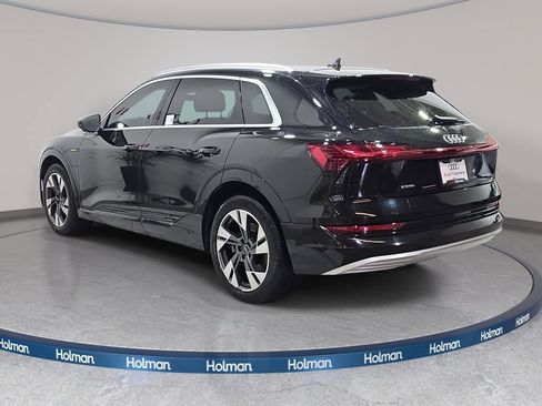 Used 2023 Audi e-tron Premium Plus w/ Premium Plus Package AWD/4WD image 8