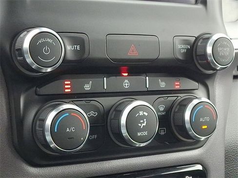 Used 2022 RAM 1500 Big Horn image 17