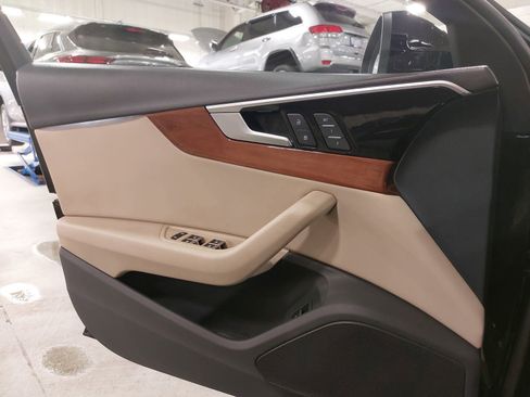 Used 2020 Audi A4 2.0T Premium w/ Convenience Package image 29