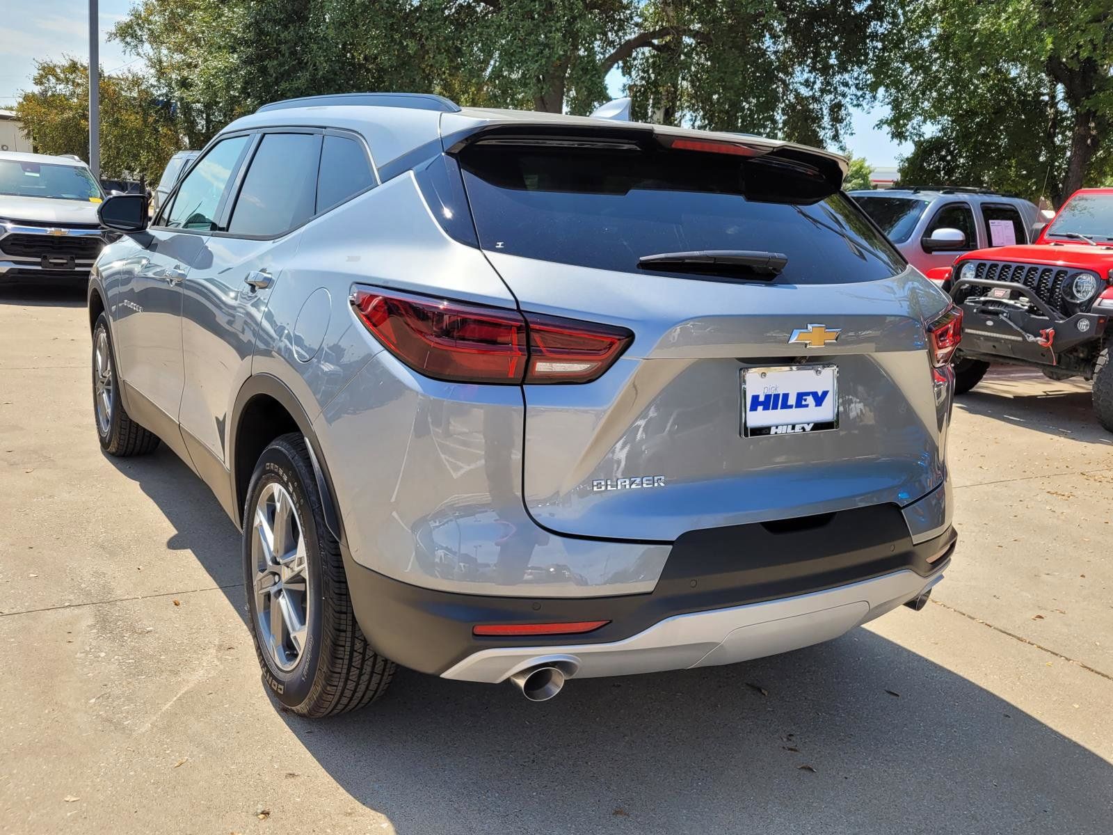 New 2026 Chevrolet Blazer LT w/ Convenience Package FWD image 3
