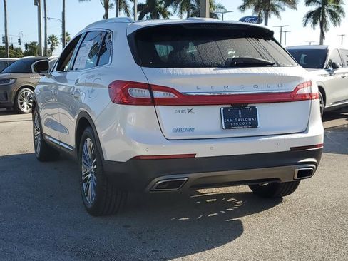 Used 2017 Lincoln MKX Reserve w/ Lincoln MKX Climate Package image 4