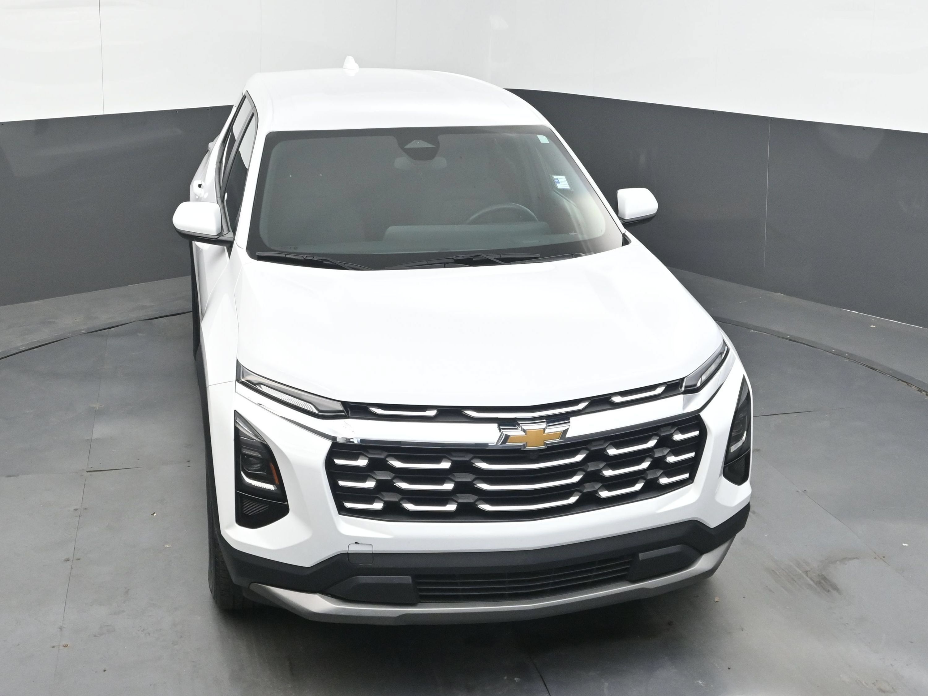 Used 2026 Chevrolet Equinox LT FWD image 34