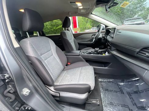 Certified 2023 Nissan Rogue SV AWD/4WD image 17