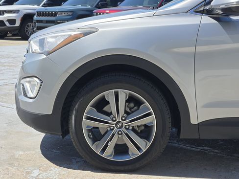 Used 2016 Hyundai Santa Fe SE w/ Option Group 02 image 8