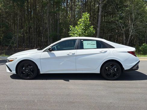 New 2026 Hyundai Elantra Sport FWD image 2