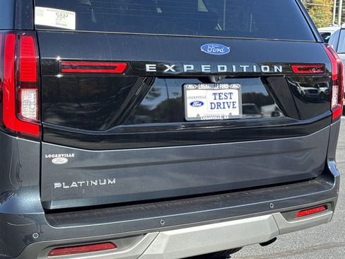 New 2025 Ford Expedition Platinum w/ Driver's Package image 31