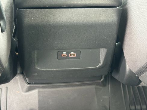 Used 2023 Nissan Frontier SV w/ Technology Package image 14