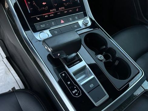 Used 2019 Audi Q8 Premium w/ Convenience Package AWD/4WD image 37