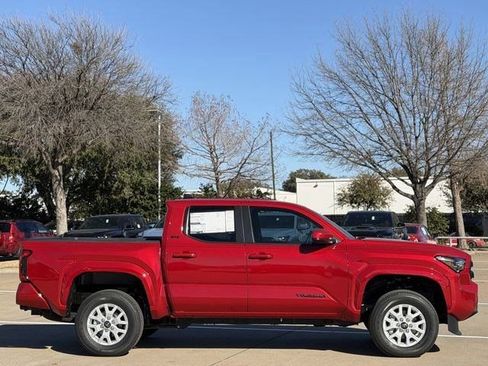 New 2026 Toyota Tacoma SR5 image 3