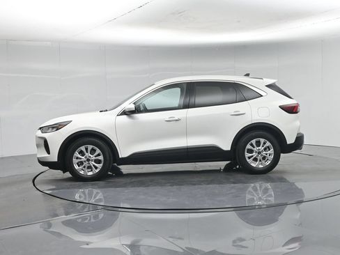 Used 2023 Ford Escape Active w/ Tech Pack #2 FWD image 29