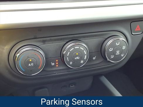 New 2026 Chevrolet Trax LS w/ LS Convenience Package FWD image 4